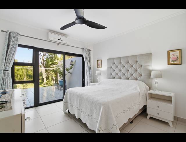 4 BEDROOM APARTMENT FOR SALE IN PALM LAKES ESTATE